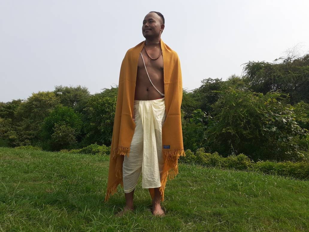 Handwoven Himalaya Sheep Wool Meditation Shawl,Ethnic Indian Blanket,Himalayan Wool Wrap,Indian Blanket,Handmade Indian Shawl,Kullu Shawl