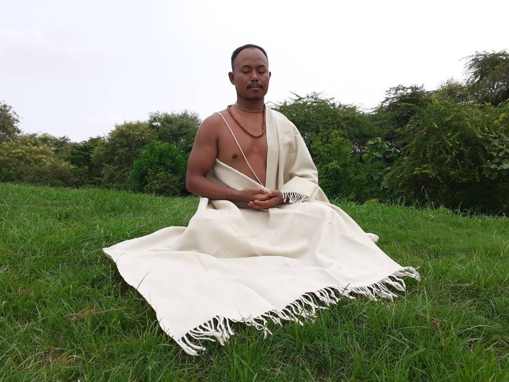 Handwoven Cream Pure Himalayan Sheep Wool Meditation Shawl,Himalayan Prayer Blanket,Kullu Shawl,Ethnic Indian Shawl,Wool Prayer Wrap