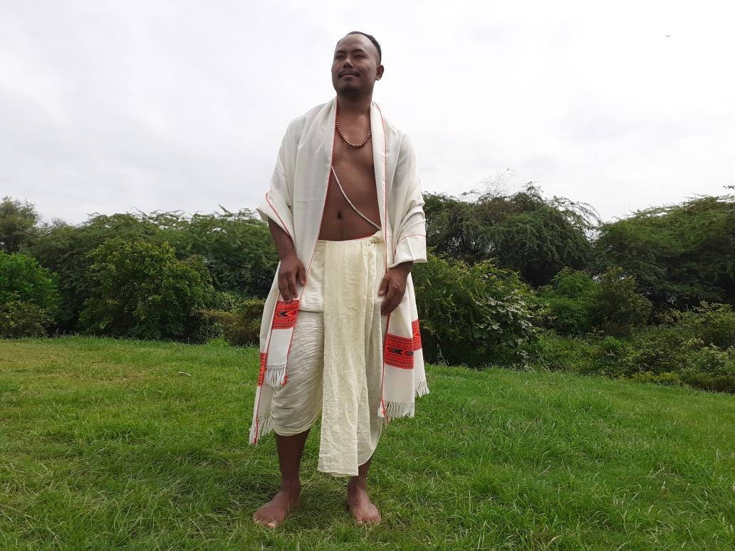 Handwoven  White Pure Himalayan Sheep Wool Meditation Shawl,Himalayan Prayer Blanket,Kullu Shawl,Ethnic Indian Shawl,Wool Prayer Wrap