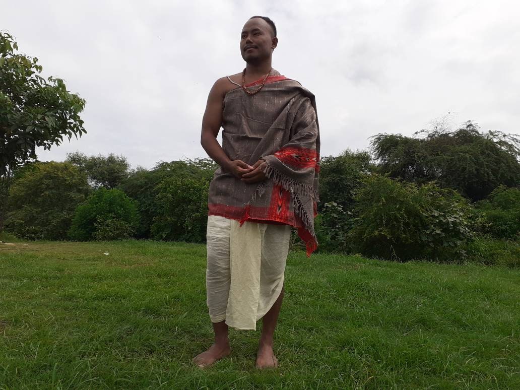 Handwoven Pure Himalayan Sheep Wool Meditation Shawl,Himalayan Prayer Blanket,Kullu Shawl,Ethnic Indian Shawl,Wool Prayer Wrap