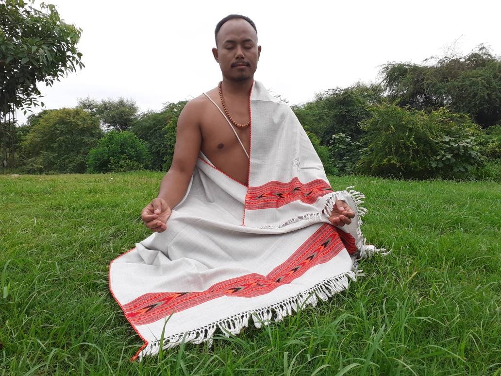 Handwoven Pure Himalayan Sheep Wool Meditation Shawl,Himalayan Prayer Blanket,Kullu Shawl,Ethnic Indian Shawl,Wool Prayer Wrap