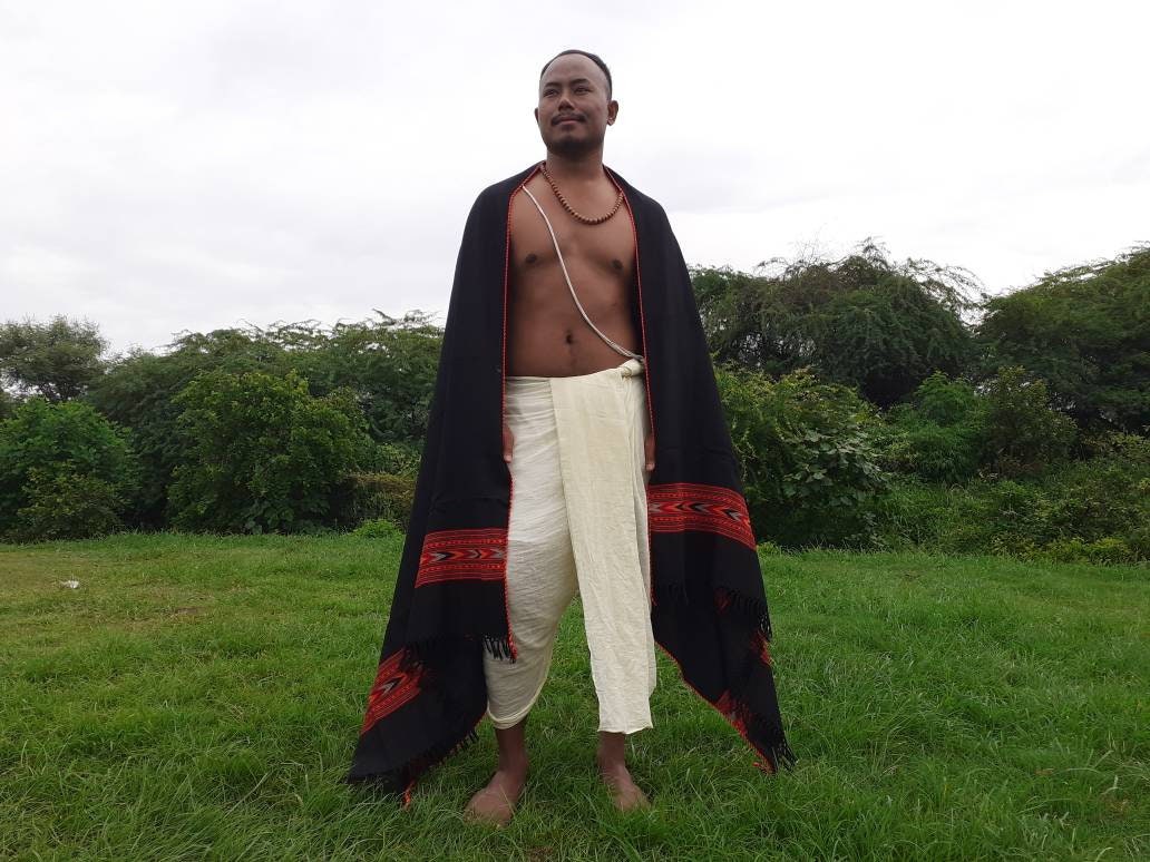 Handwoven Black Pure Himalayan Sheep Wool Meditation Shawl,Himalayan Prayer Blanket,Kullu Shawl,Ethnic Indian Shawl,Wool Prayer Wrap
