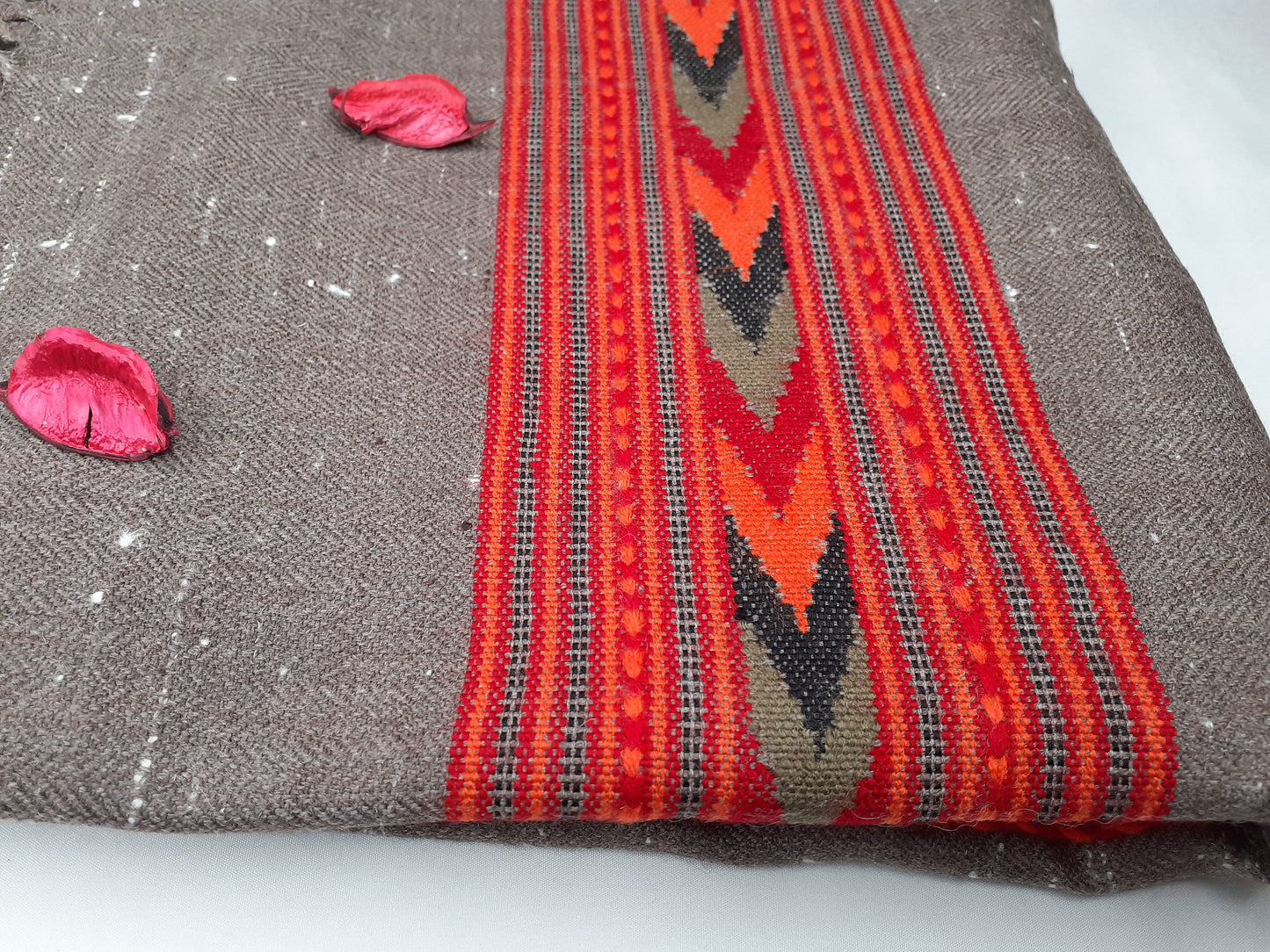 Handwoven Pure Himalayan Sheep Wool Meditation Shawl,Himalayan Prayer Blanket,Kullu Shawl,Ethnic Indian Shawl,Wool Prayer Wrap