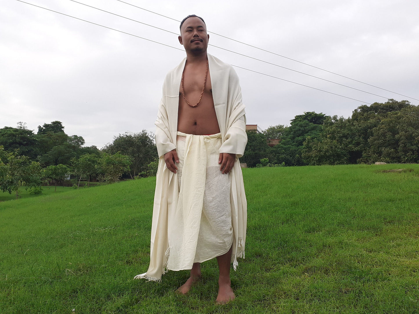 BRAHMA X-Large 'Yogi' Handwoven Pure Himalayan Sheep Wool Meditation Shawl,Himalayan Prayer Blanket,Himalayan Wool,Handmade Indian Yoga Wrap