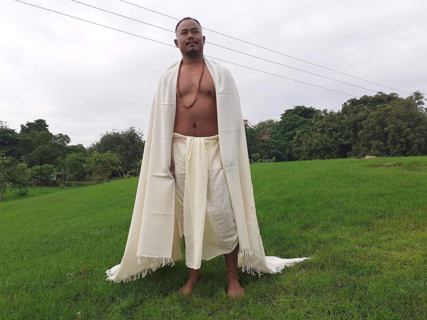 BRAHMA X-Large 'Yogi' Handwoven Pure Himalayan Sheep Wool Meditation Shawl,Himalayan Prayer Blanket,Himalayan Wool,Handmade Indian Yoga Wrap