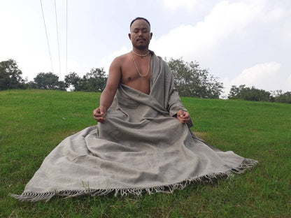 Rudra X-Large Handwoven Grey Plain PureHimalayan Sheep Wool Meditation Shawl,Himalayan Prayer Blanket,Wool Prayer Wrap,Ethnic Indian Blanket