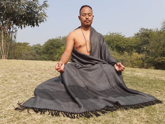 Handwoven X-Large Dark Grey Pure Himalayan Sheep Wool Meditation Shawl,Himalayan Prayer Blanket,Kullu Shawl,Ethnic Indian Wool Prayer Wrap