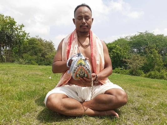 108 Beads Hand Knotted Tulasi Japa Mala,Hare Krishna Meditation Beads With Hand embroidered Lord Jagannath Japa Bag,Hare Krishna