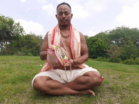 108 Beads Hand Knotted Tulasi Japa Mala,Hare Krishna Meditation Beads With Hand embroidered Lord Jagannath Japa Bag,Hare Krishna