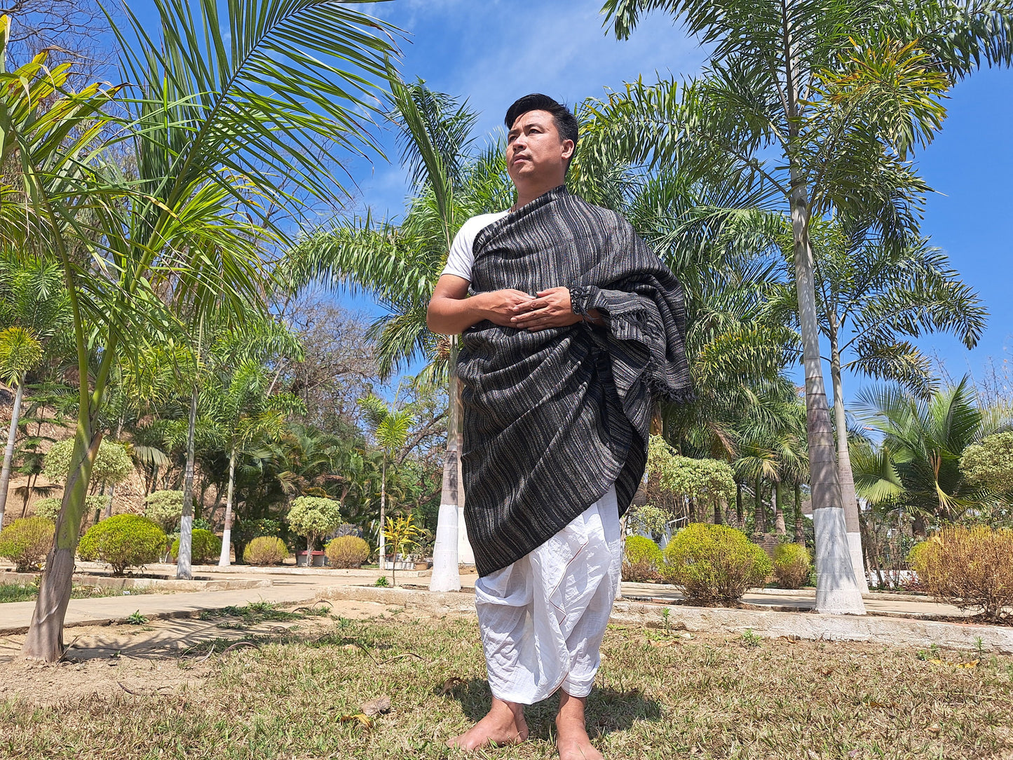 KALI X-Large Thick Black Handwoven Himalayan Yak Wool Blanket,Yak Meditation Shawl,Tibetan Yak Wool, Tibetan Blanket,Himalayan Yak Wrap,