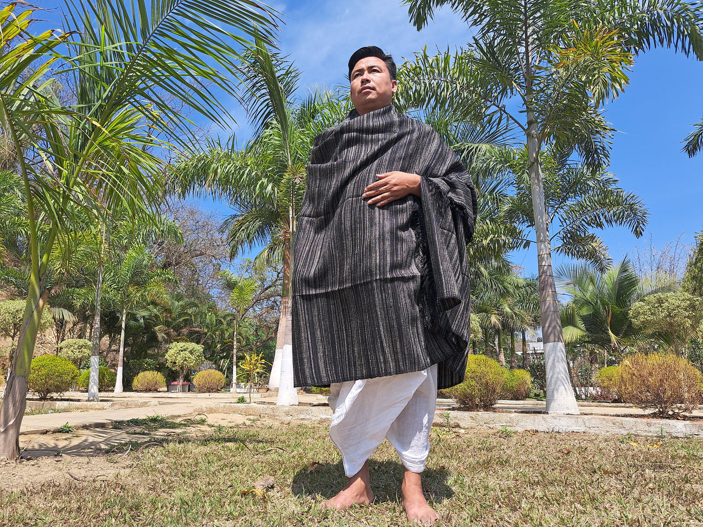 KALI X-Large Thick Black Handwoven Himalayan Yak Wool Blanket,Yak Meditation Shawl,Tibetan Yak Wool, Tibetan Blanket,Himalayan Yak Wrap,