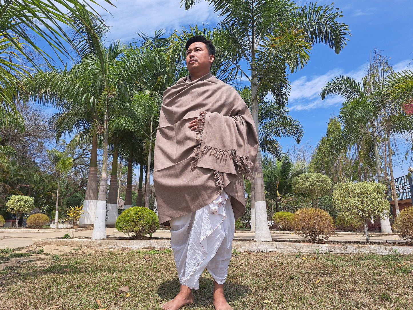 Handwoven Brown Pure Himalayan Sheep Wool Meditation Shawl,Himalayan Prayer Blanket,Kullu Shawl,Ethnic Indian Shawl,Wool Prayer Wrap