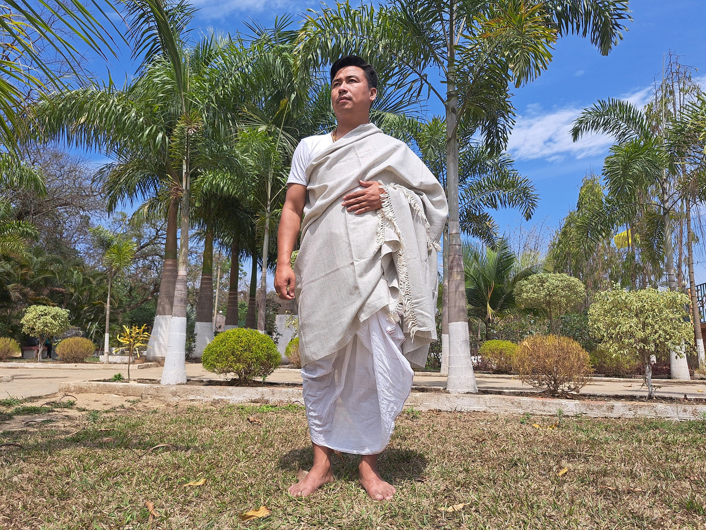 Handwoven Handspun Offwhite Himalayan Sheep Wool Meditation Shawl,Himalayan Prayer Blanket,Kullu Shawl,Ethnic Indian Shawl,Wool Prayer Wrap