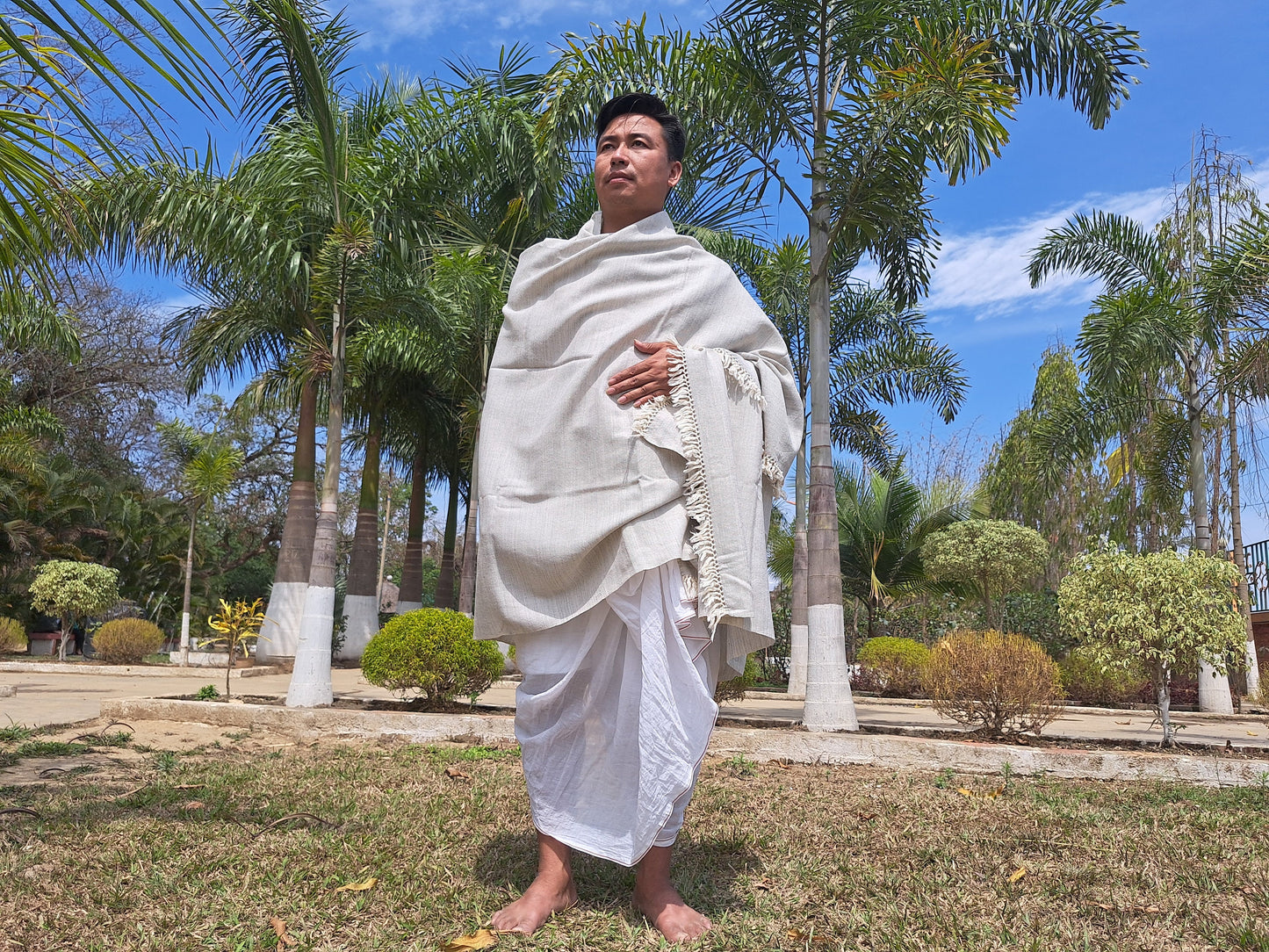 Handwoven Handspun Offwhite Himalayan Sheep Wool Meditation Shawl,Himalayan Prayer Blanket,Kullu Shawl,Ethnic Indian Shawl,Wool Prayer Wrap