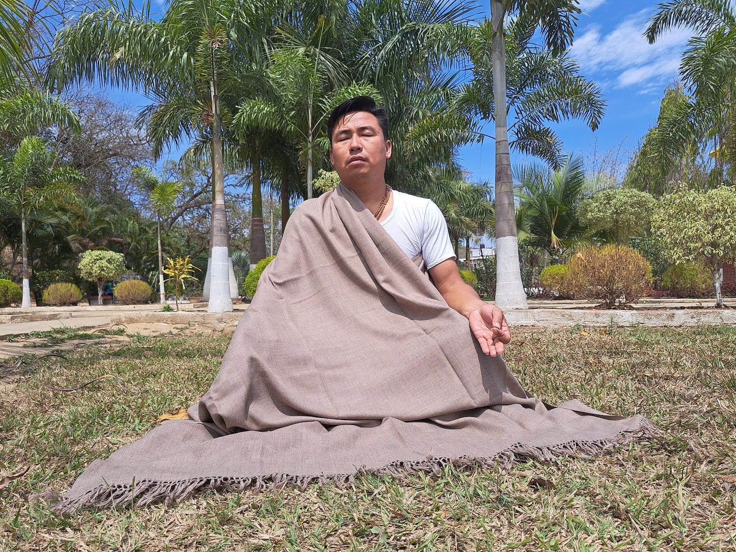 Handwoven Light Brown Pure Himalayan Sheep Wool Meditation Shawl,Himalayan Prayer Blanket,Kullu Shawl,Ethnic Indian Shawl,Wool Prayer Wrap