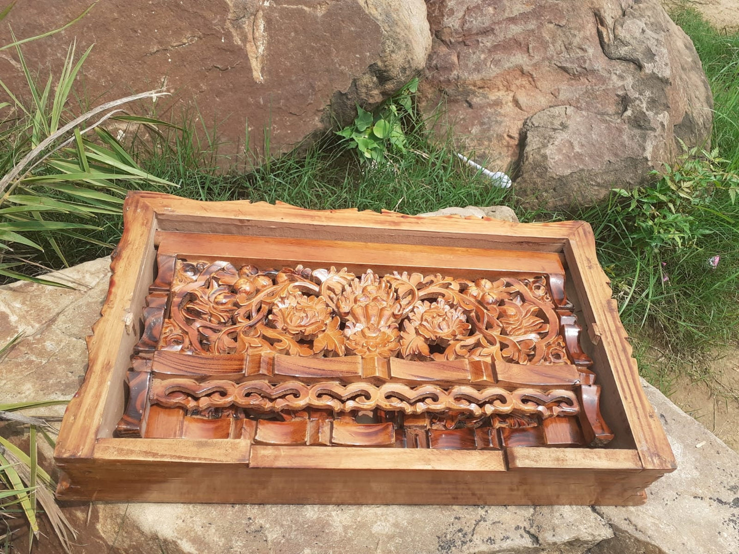 Medium Size Buddhist Auspicious Symbol Carved Foldable Wooden Tibetan Altar Table,Buddhist Prayer Table,Tibetan Meditation Altar,Zen Shrine