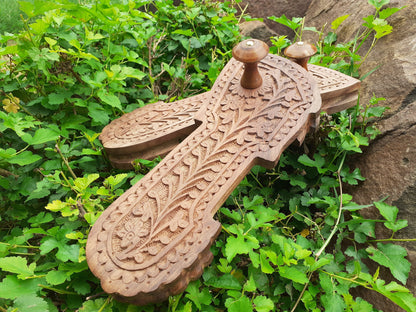 Himalayan"Yogis"Handcrafted Traditional Wooden Slippers for Meditation and Yoga,Unique Carved Wooden Charan Paduka,Prayer Wooden Slippers