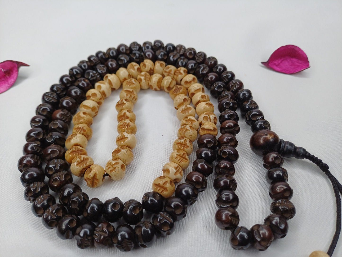 108 Handcarved Skull Bone  Beads,Bone Meditation Mala, Antique bone necklace,Ethnic Bone Jewellery,Tibetan Buddhist Prayer Skull Bone Mala,
