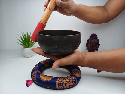 Antique Singing Bowl 5 inch Bowl Handmade Tibetan Singing Bowl of Yoga, Meditation, Chakra Healing, Hand Carved Antique Healing Singing bowl