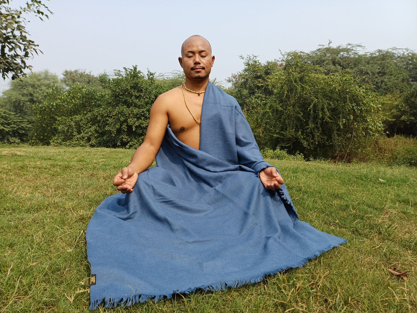 Handwoven Solid Blue Himalayan Angora Wool Meditation Shawl,Indian Ethnic Blanket,Handmade Woolen Wrap,Himalayan Wool Wrap