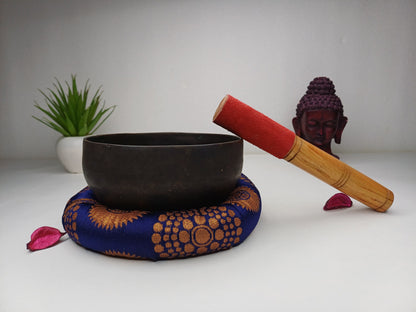 Antique Singing Bowl 5 inch Bowl Handmade Tibetan Singing Bowl of Yoga, Meditation, Chakra Healing, Hand Carved Antique Healing Singing bowl