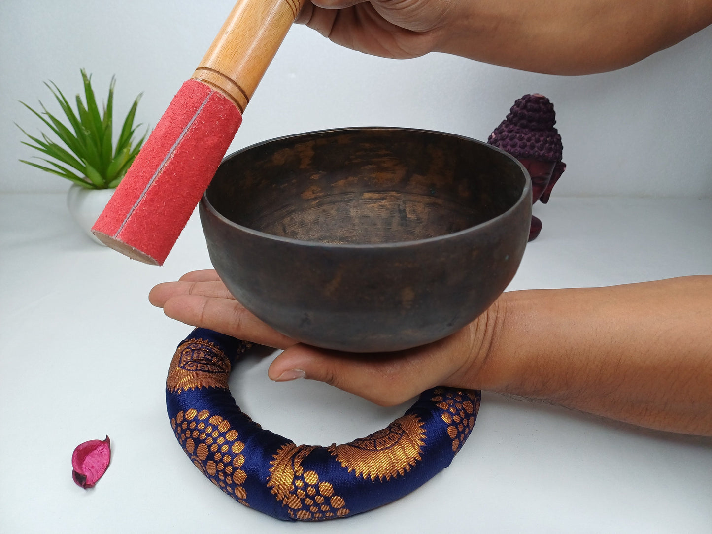 Antique Singing Bowl 5 inch Bowl Handmade Tibetan Singing Bowl of Yoga, Meditation, Chakra Healing, Hand Carved Antique Healing Singing bowl