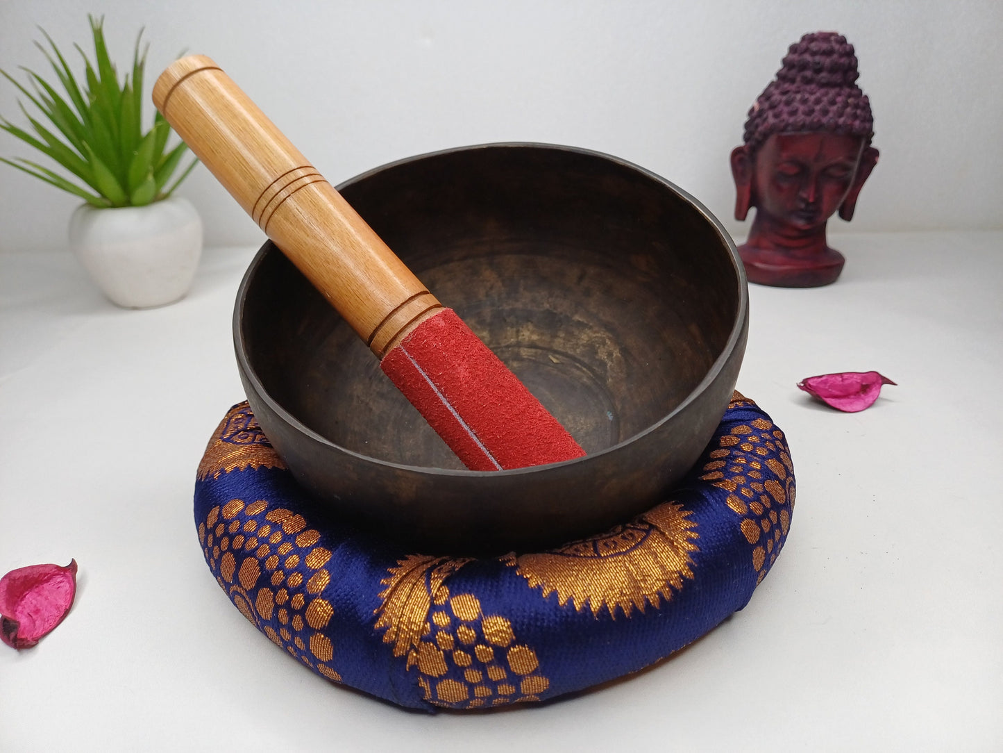 Antique Singing Bowl 5 inch Bowl Handmade Tibetan Singing Bowl of Yoga, Meditation, Chakra Healing, Hand Carved Antique Healing Singing bowl