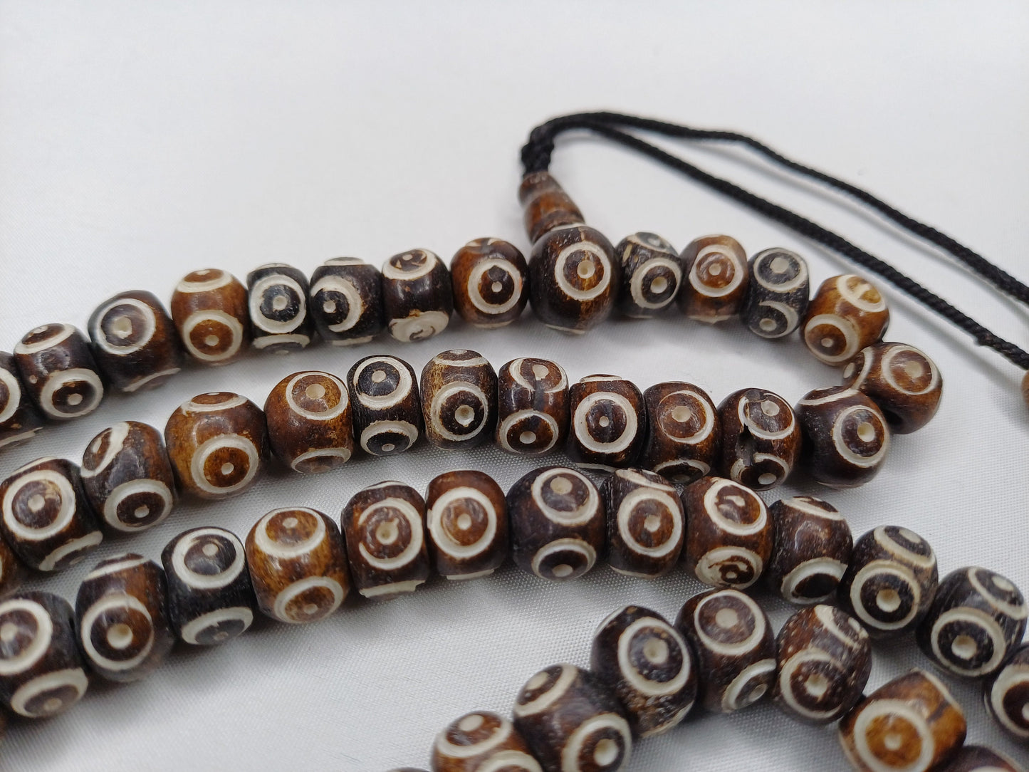 108 Brown Handcrafted Bone  Beads Yoga Meditation Mala Antique bone necklace Ethnic Jewellery  Buddhist Tibetan Prayer  Bone Disk Native