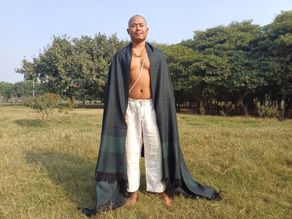 LargeForest Green Handwoven Pure Himalayan Sheep Wool Meditation Shawl,Buddhist Wool Prayer Blanket,Kullu Shawl,Ethnic Indian Prayer Blanket