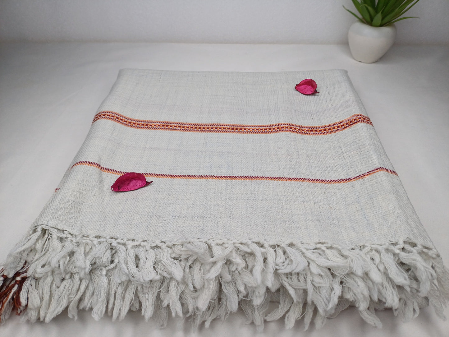X-Large Grey Pure Himalayan Sheep Wool Prayer Blanket,Wool Meditation Shawl,Indian Ethnic Blanket,Himalayan Wool Prayer Wrap,Kullu Shawl