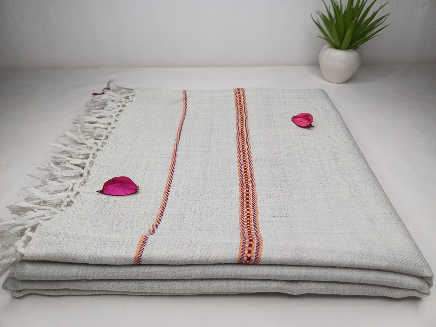 X-Large Grey Pure Himalayan Sheep Wool Prayer Blanket,Wool Meditation Shawl,Indian Ethnic Blanket,Himalayan Wool Prayer Wrap,Kullu Shawl