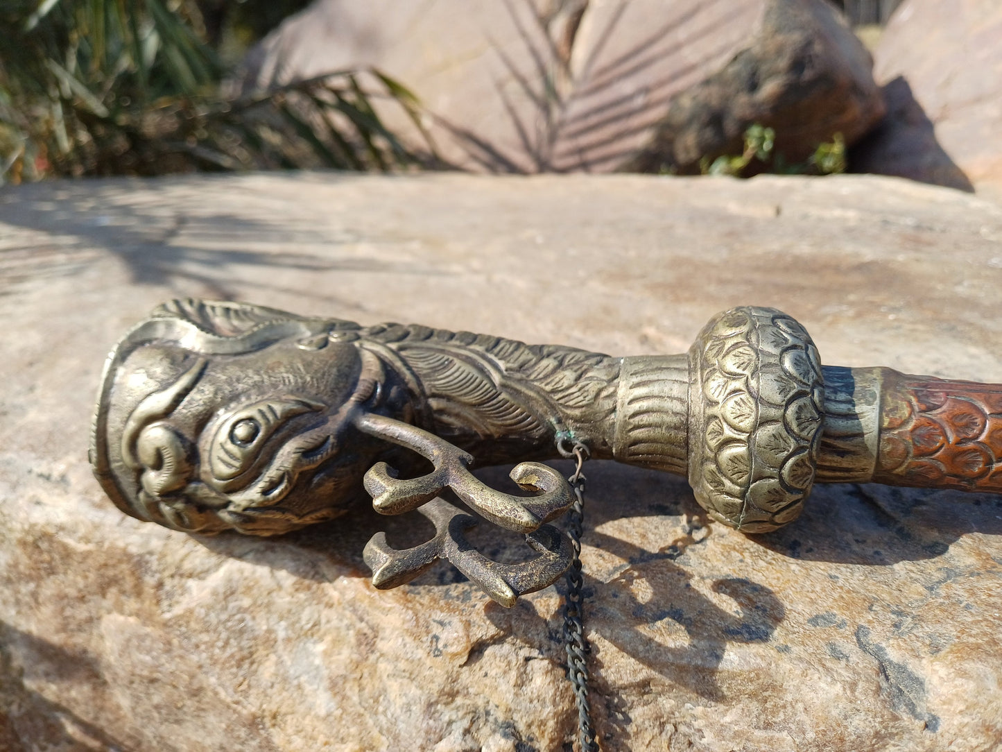 Antique Rare Tibetan Buddhism Ritual Instrument Copper Trumpet,Sacred Buddhist Tibetan Figural Dragon Head Ceremonial Horn,Buddhist Artifact