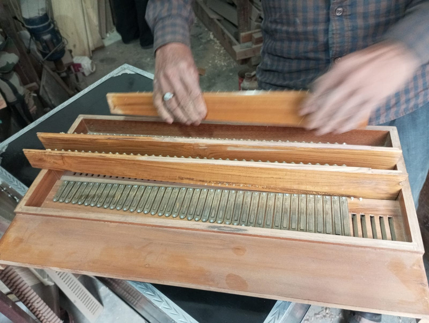 Scale Changer 3 Line 9 Scale Professional Teakwood Body Harinaam Harmonium,Daily Kirtan Spiritual Music