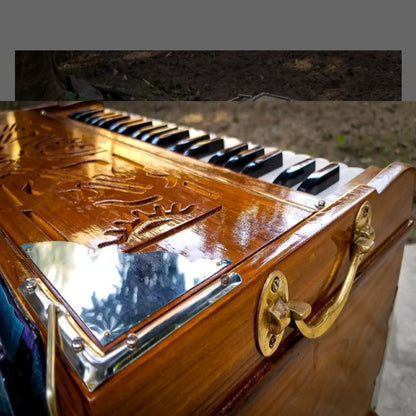 Professional Premium Scale Changer 3 Line 9 Scale Stopper 42 Keys 3.25 Octaves Coupler Teakwood Body Harmonium,Spiritual Kirtan Harmonium