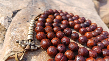 108 10mm Vintage Rare Darked Phoenix One Eye Bodhi Seeds Mala,Tibetan Buddhist Bodhi Beads,Natural Prayer Mala,Nepali Bodhi Seed Japa Mala