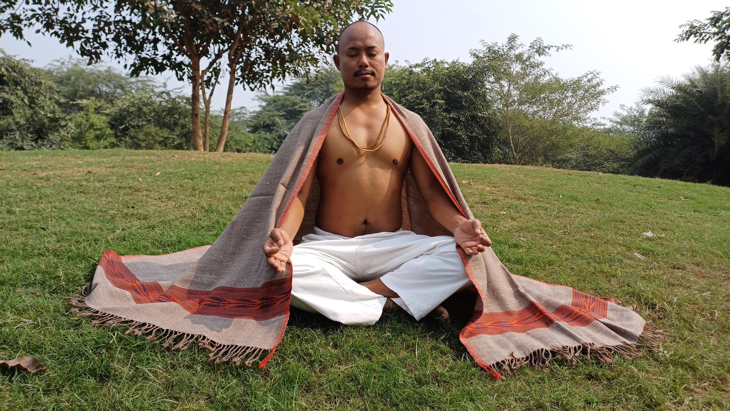 SHAMBHU Handwoven Brown Pure Himalayan Yak Wool Prayer Shawl,Yak Wool Meditation Scarf,Tibetan Yak Wool Wrap,Ethnic Himalayan Yak Prayer Zen