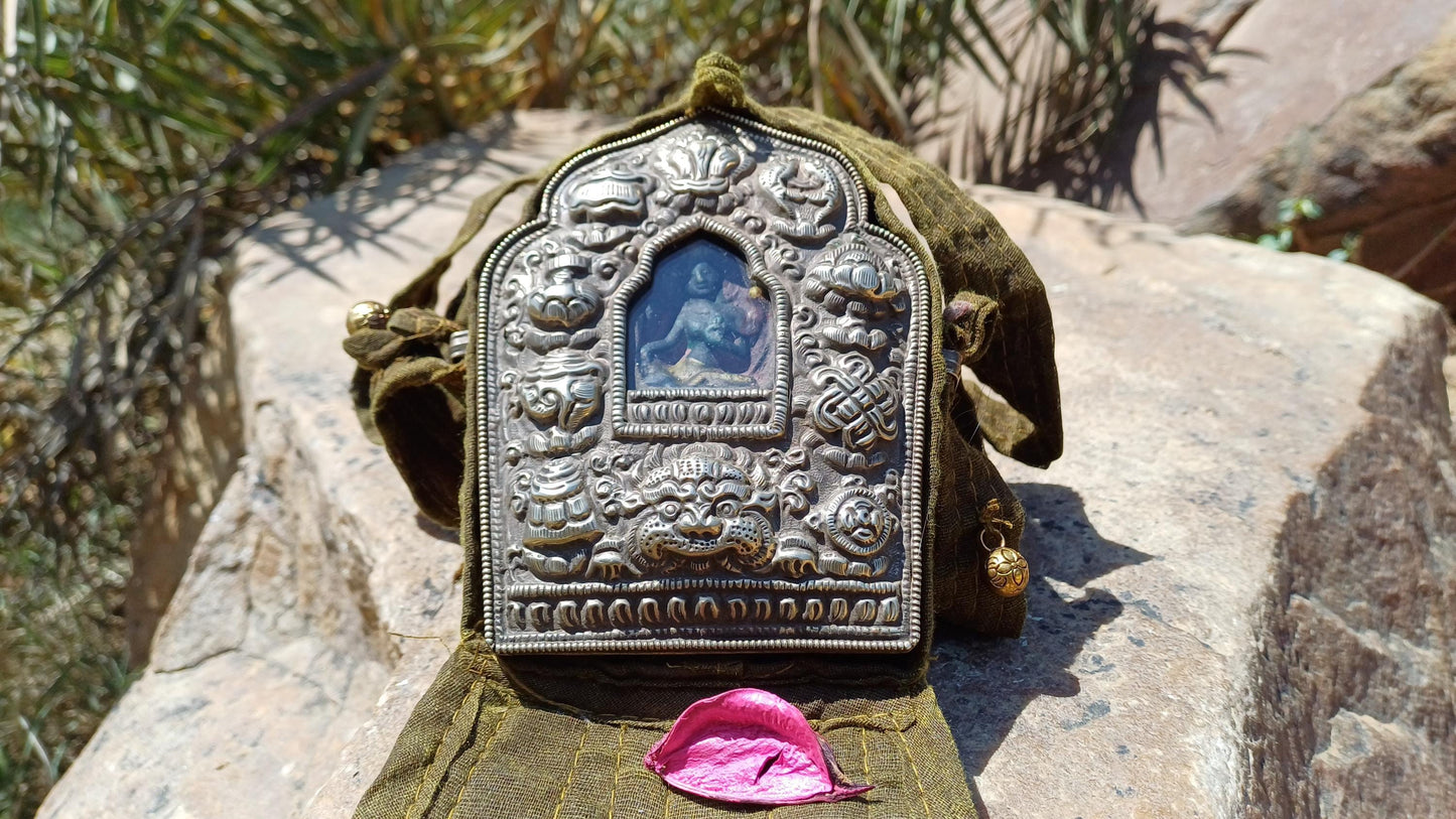 Antique PADMASAMBHAVA Tibetan Ghau Shrine,Pocket Tibetan Buddhist Altar,VintagePortable Travel Tibetan Repousse,CopperSilver Ghau Prayer Box