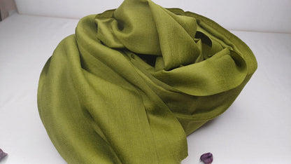Handwoven Large Lightweight Green Color Authentic Himalayan Cashmere Wool Meditation Shawl,Ethical Cashmere Prayer Yoga Wrap,Wedding Shawl