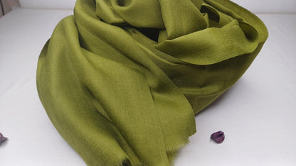 Handwoven Large Lightweight Green Color Authentic Himalayan Cashmere Wool Meditation Shawl,Ethical Cashmere Prayer Yoga Wrap,Wedding Shawl