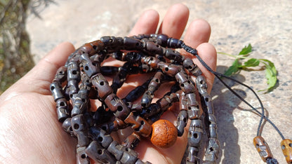 108 Handcarved Skull Bone Beads and Bodhi Meditation Mala,Ethnic Bone Necklace/Jewellery,Tibetan Buddhist Prayer Skull Bone Prayer Rosary